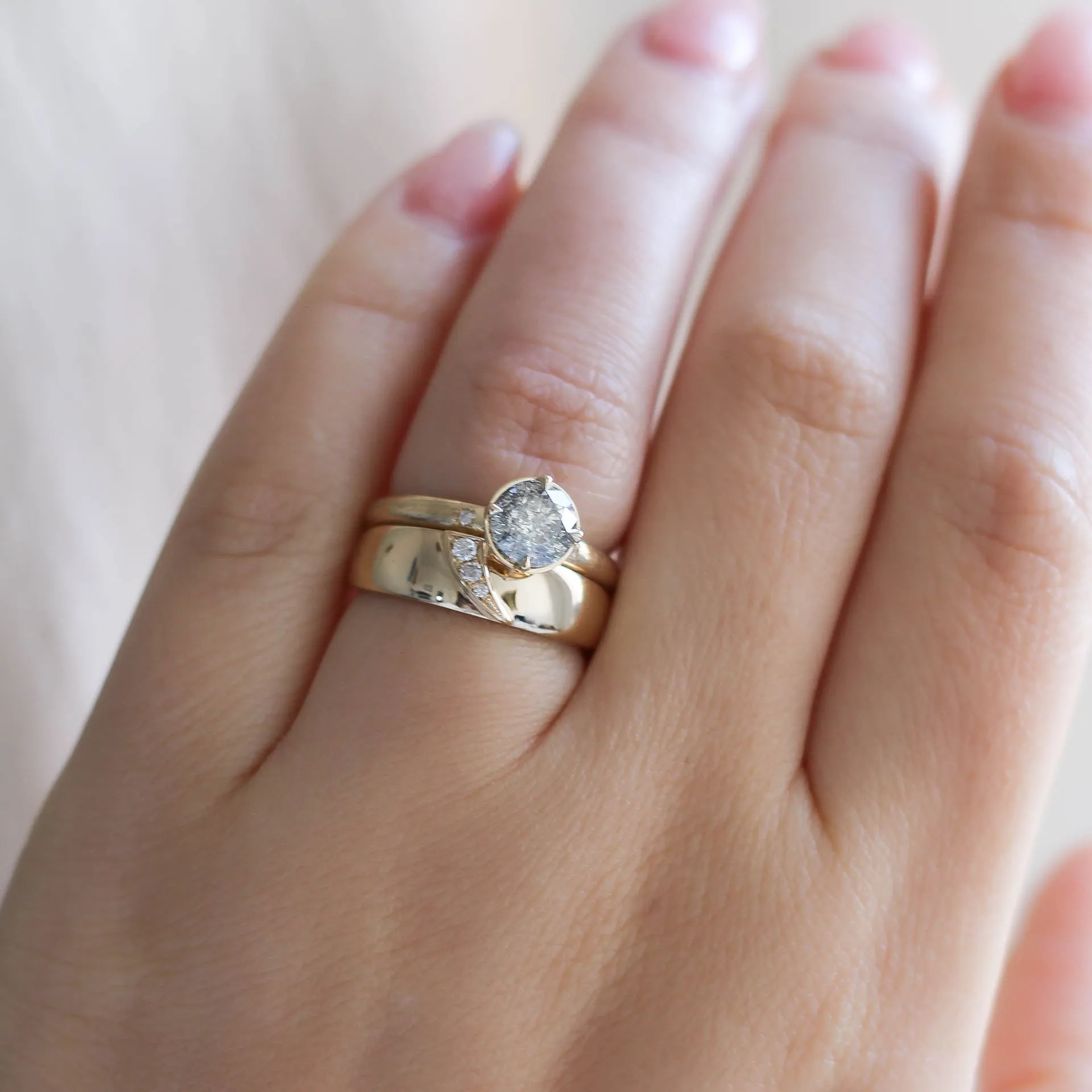 1.13ct Around The World Round Salt and Pepper Diamond Ring