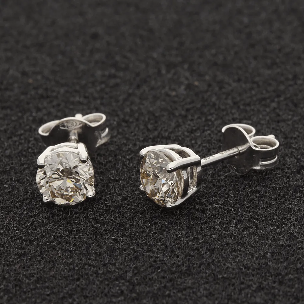 18ct White Gold Diamond 1.48ct Stud Earrings