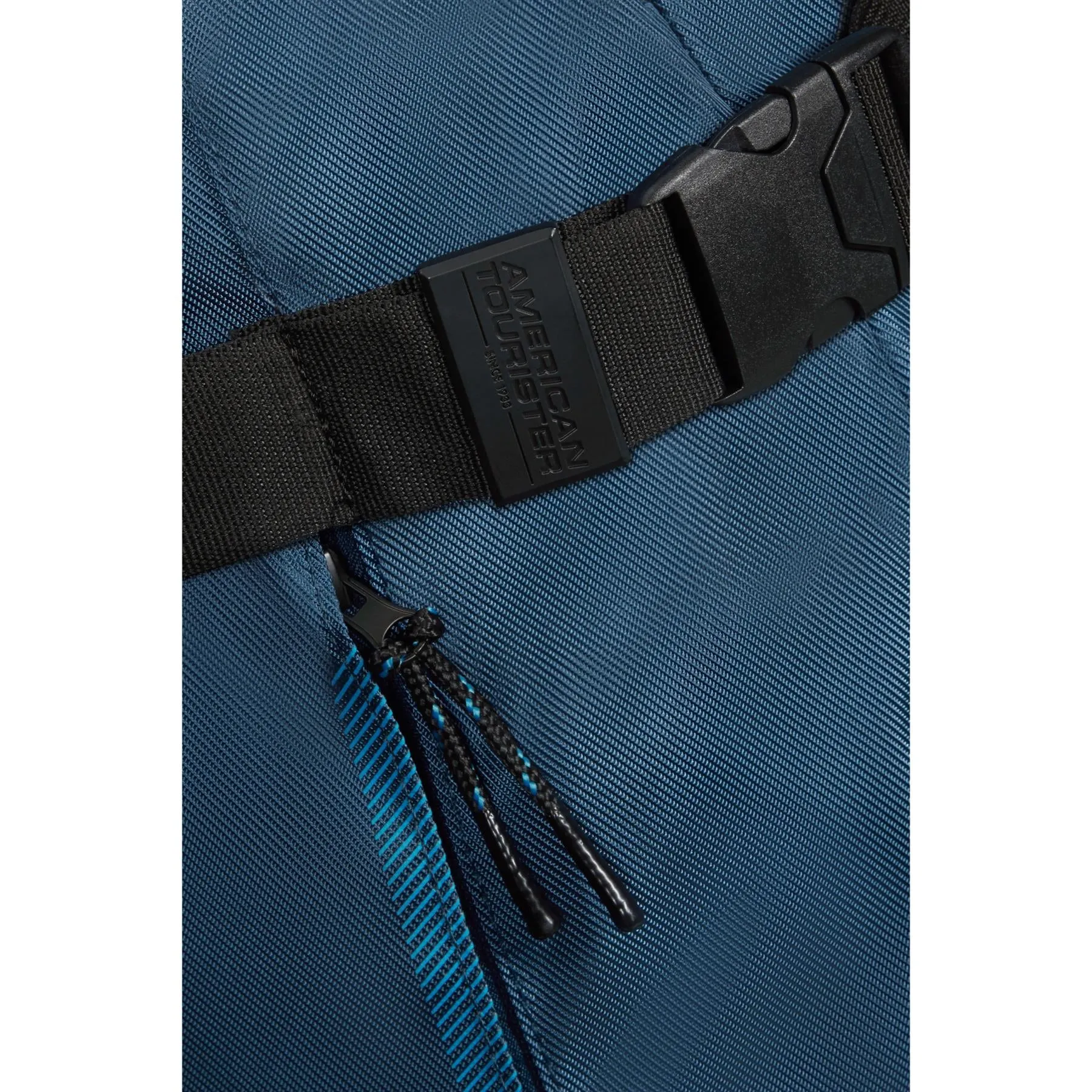 American Tourister Urban Track Rolling Holdall