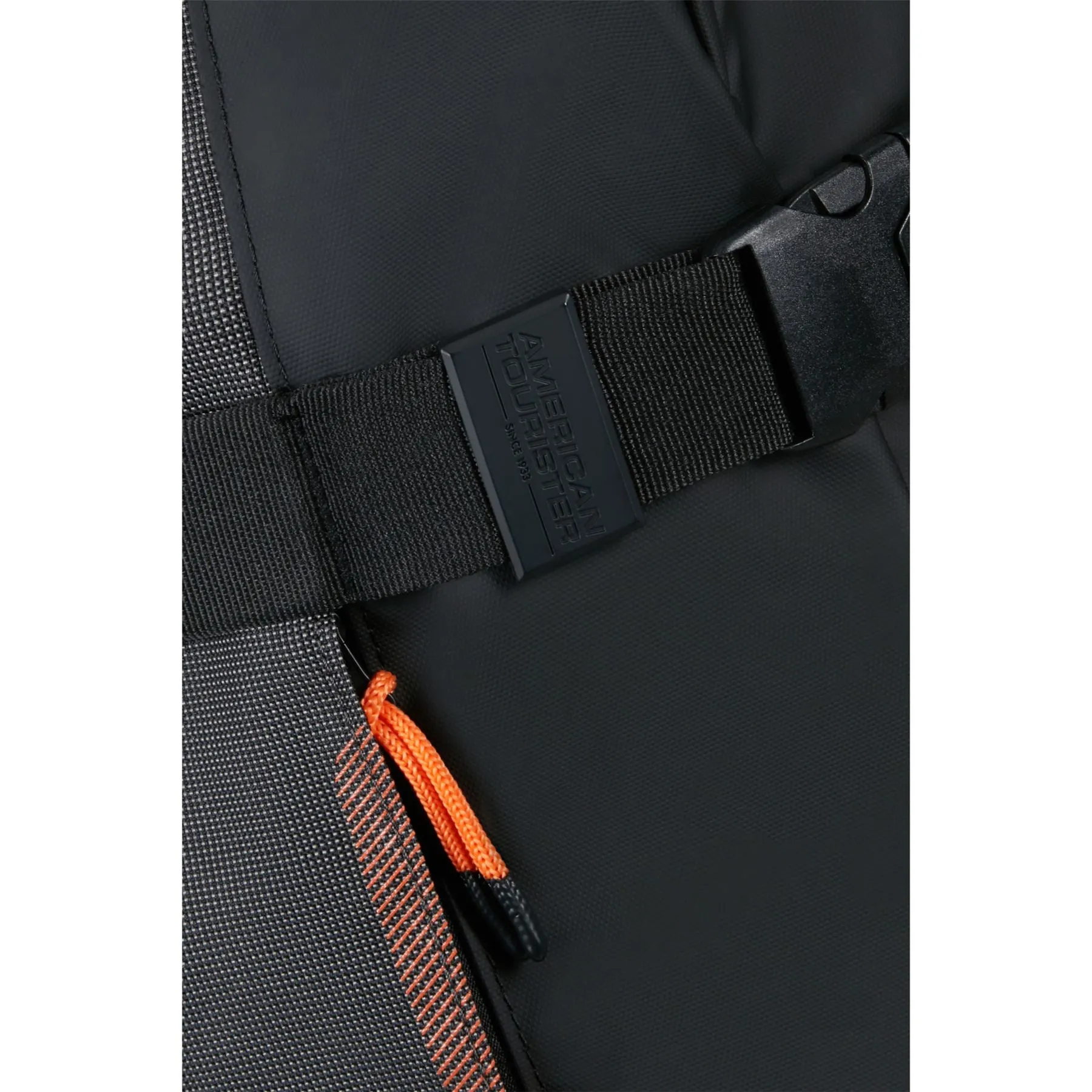 American Tourister Urban Track Rolling Holdall