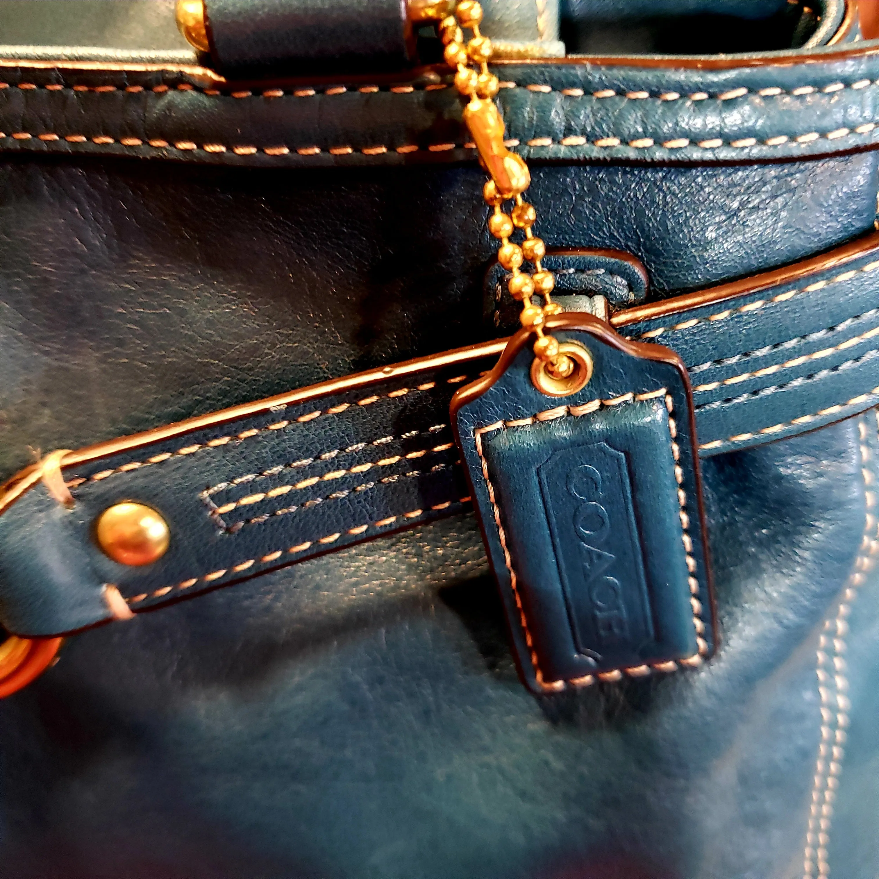 Coach "Nancy" Teal Leather Shoulder bag, Handbag, Purse Gold Tone Hardware With Separating Zipper