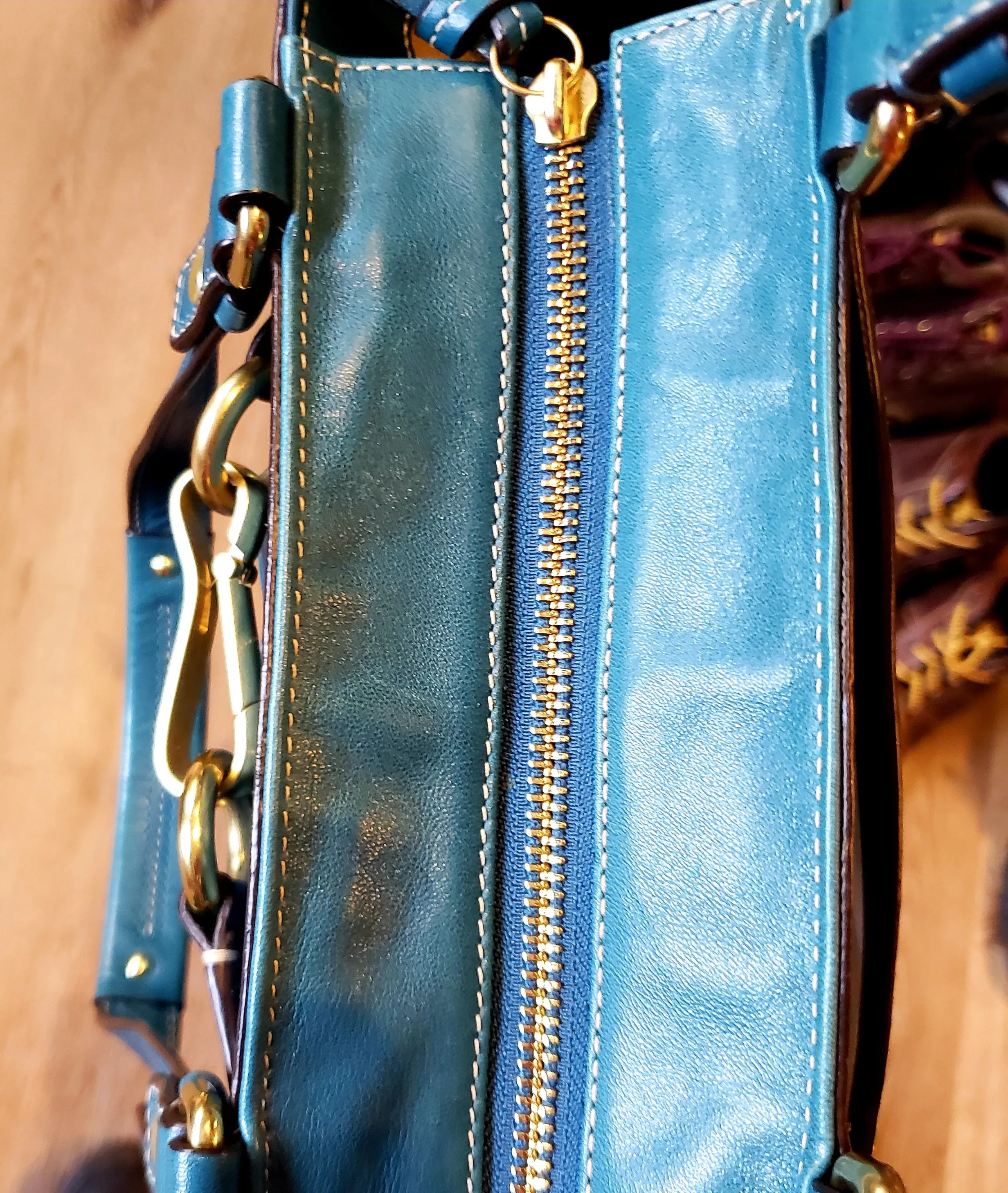 Coach "Nancy" Teal Leather Shoulder bag, Handbag, Purse Gold Tone Hardware With Separating Zipper
