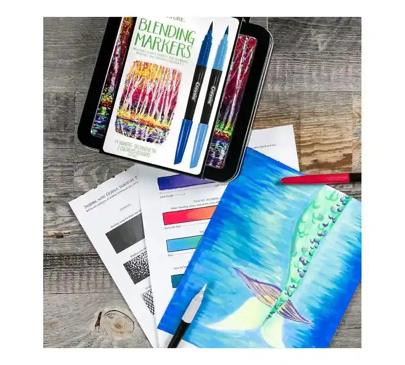 Crayola - Signature Blending Markers with Tin, 16 Count