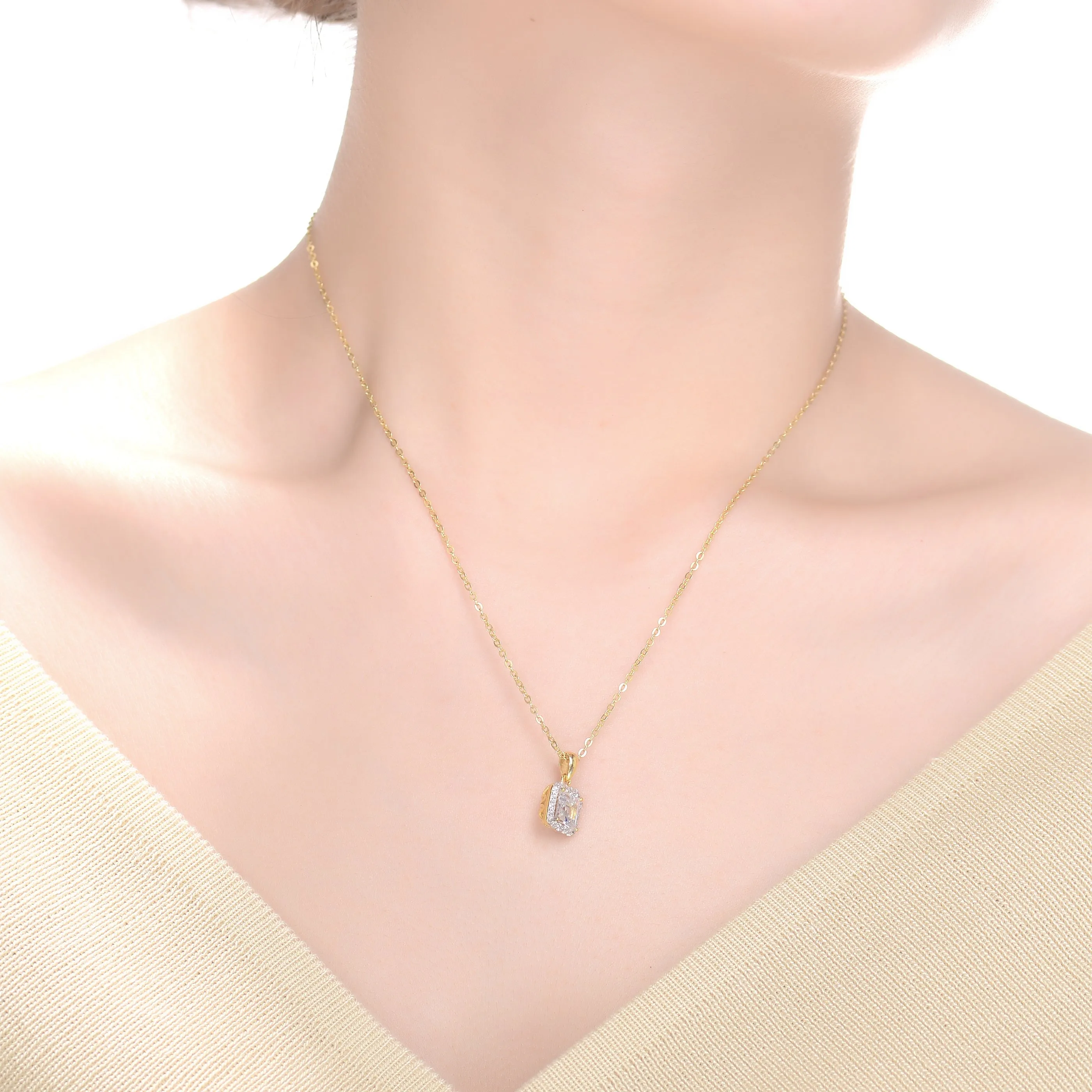 Palais Ascher Cut Pendant
